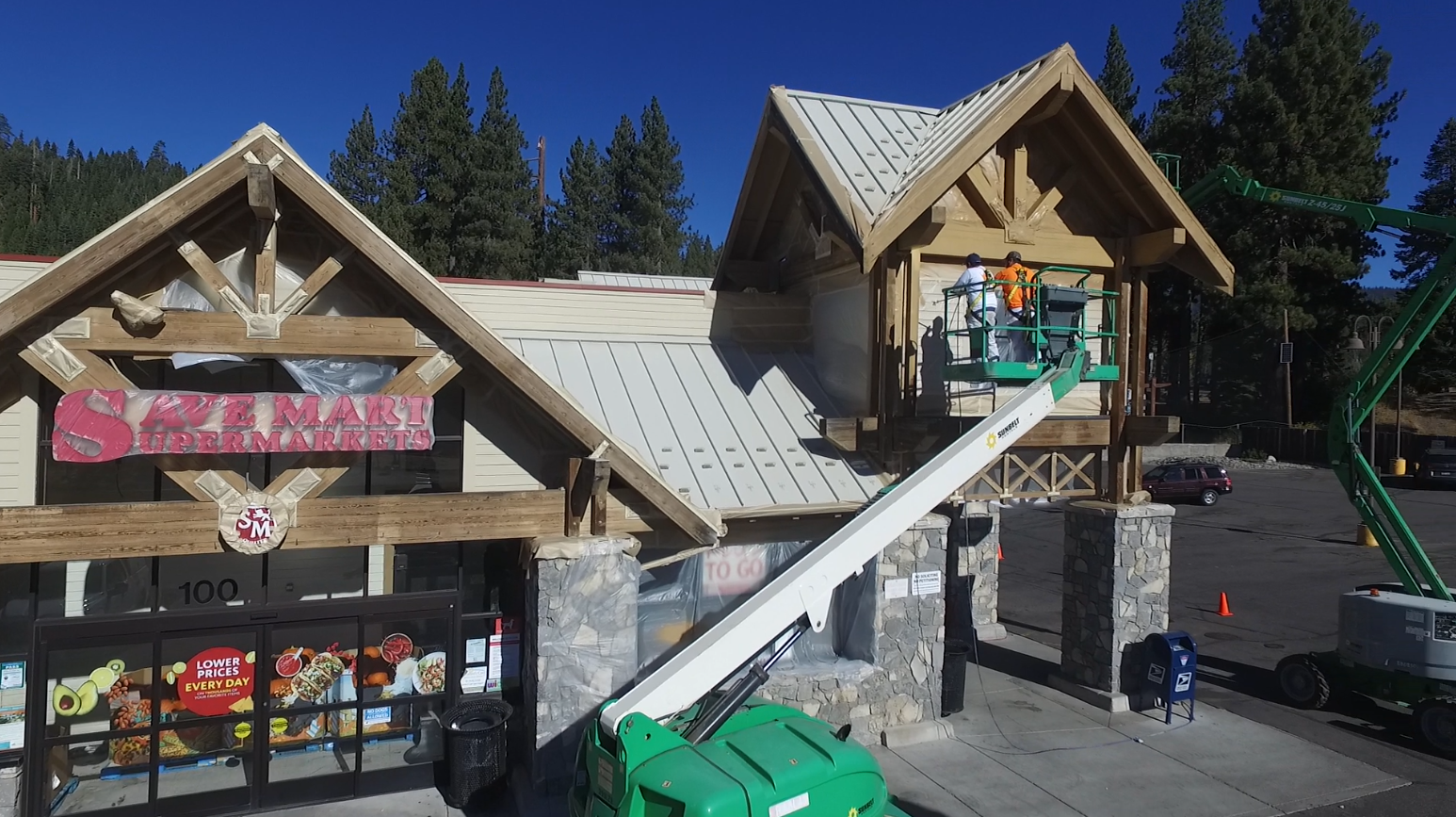 Commercial Savemart Tahoe City